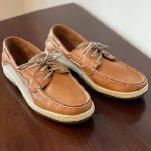 NWOT Men's Sperry Topsiders